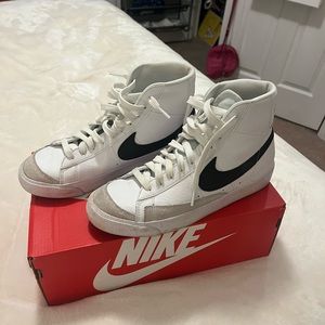 nike blazers !!